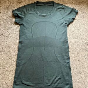 Lululemon Swiftly Tech